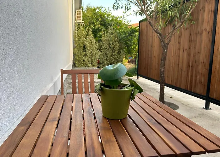 Lemon Breeze In Villa Shkodër